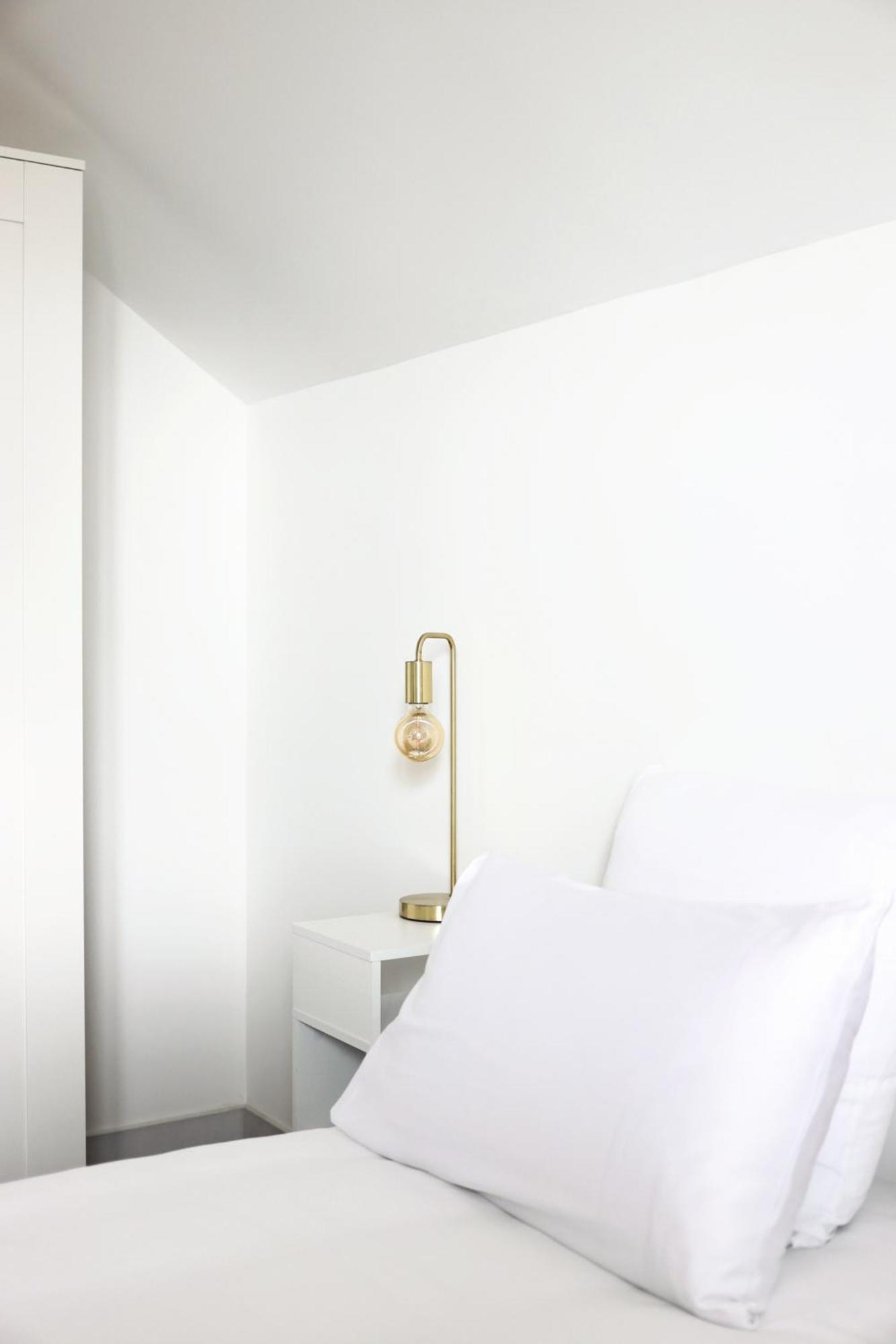 L'Equinoxe - Parking Prive - Zapart'Hotels Malesherbes Bagian luar foto