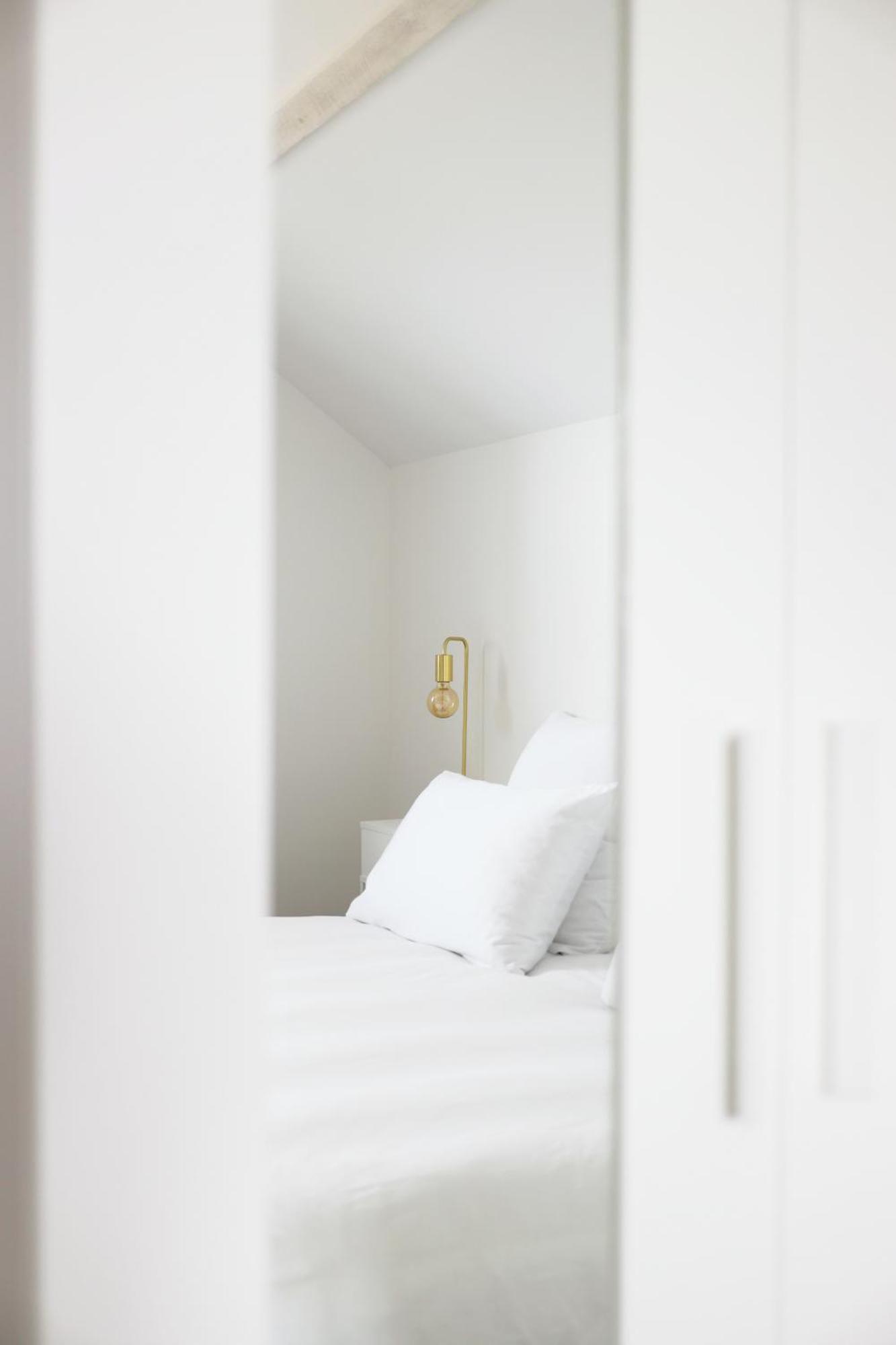 L'Equinoxe - Parking Prive - Zapart'Hotels Malesherbes Bagian luar foto