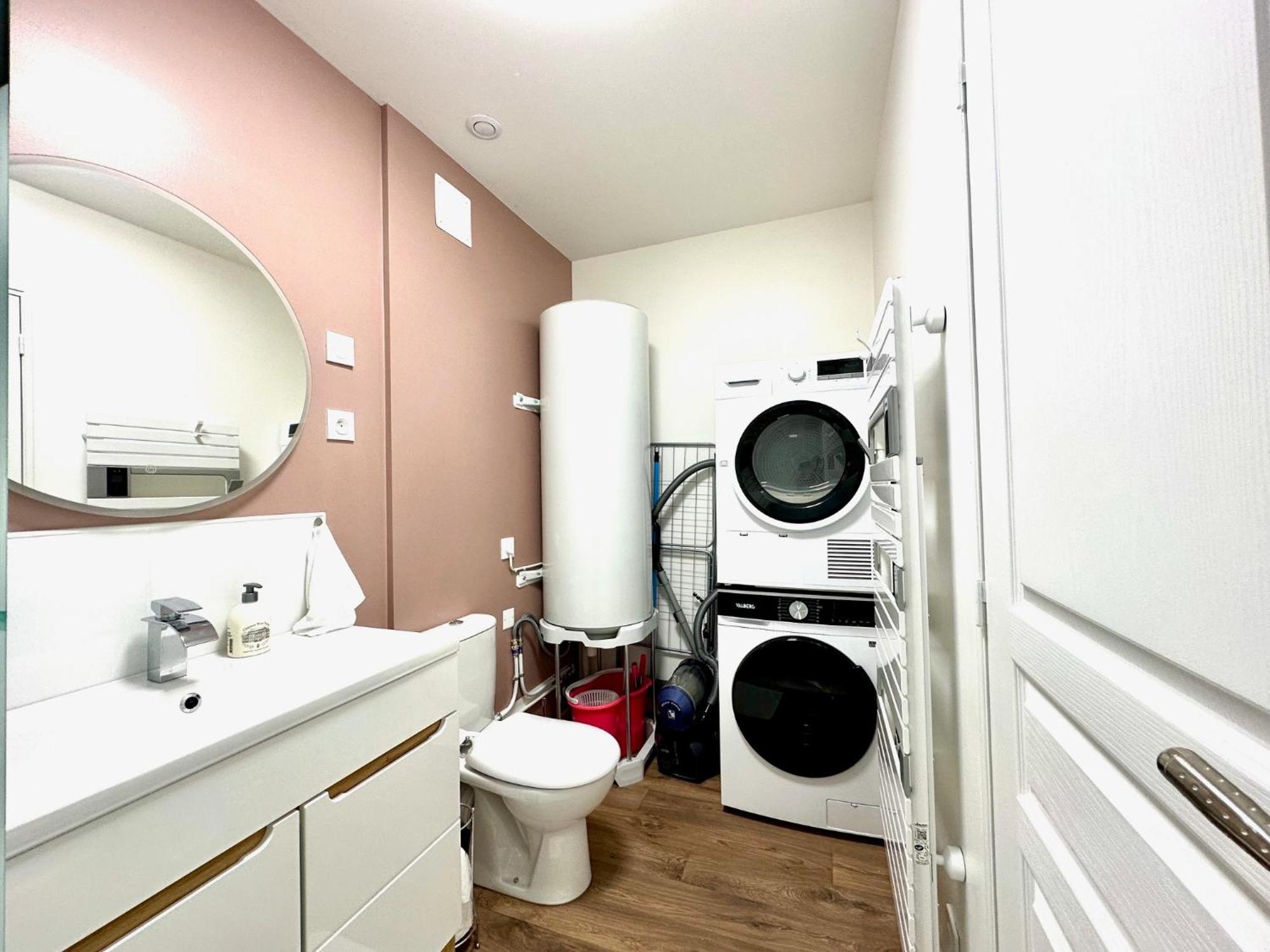 L'Equinoxe - Parking Prive - Zapart'Hotels Malesherbes Bagian luar foto