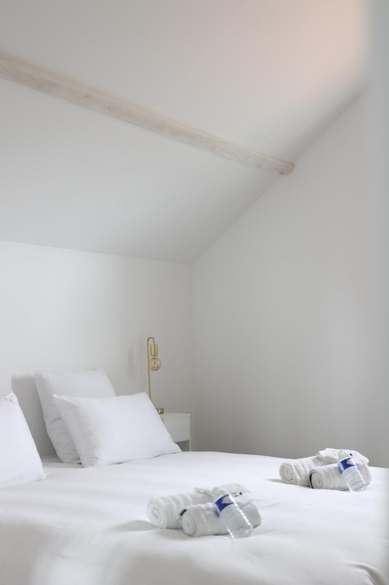 L'Equinoxe - Parking Prive - Zapart'Hotels Malesherbes Bagian luar foto