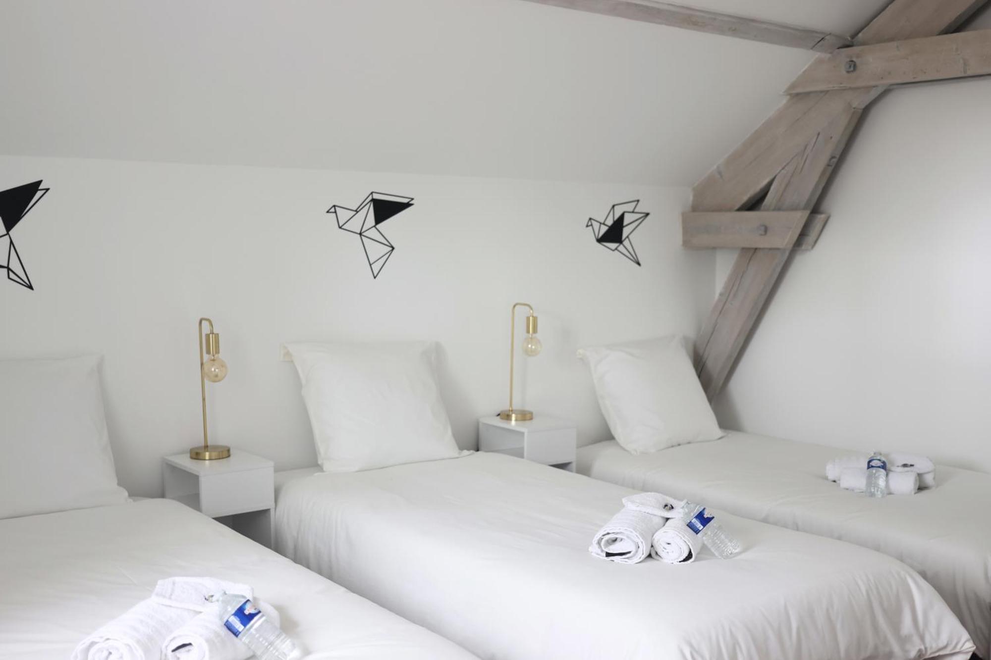 L'Equinoxe - Parking Prive - Zapart'Hotels Malesherbes Bagian luar foto